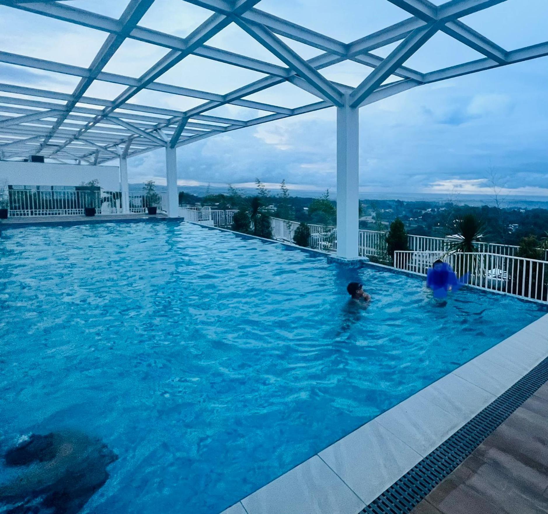 Condo At Primavera City Next To Sm Mall Cagayan de Oro Esterno foto